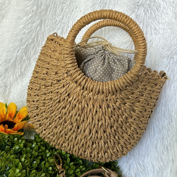 Straw Bag - Picture 5 of 12